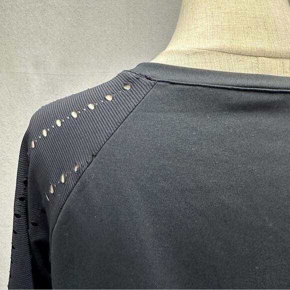 Fabletics Shelby Long-Sleeve 2 Layer Eyelet Laser Mesh Black Top Size Medium - Picture 12 of 16